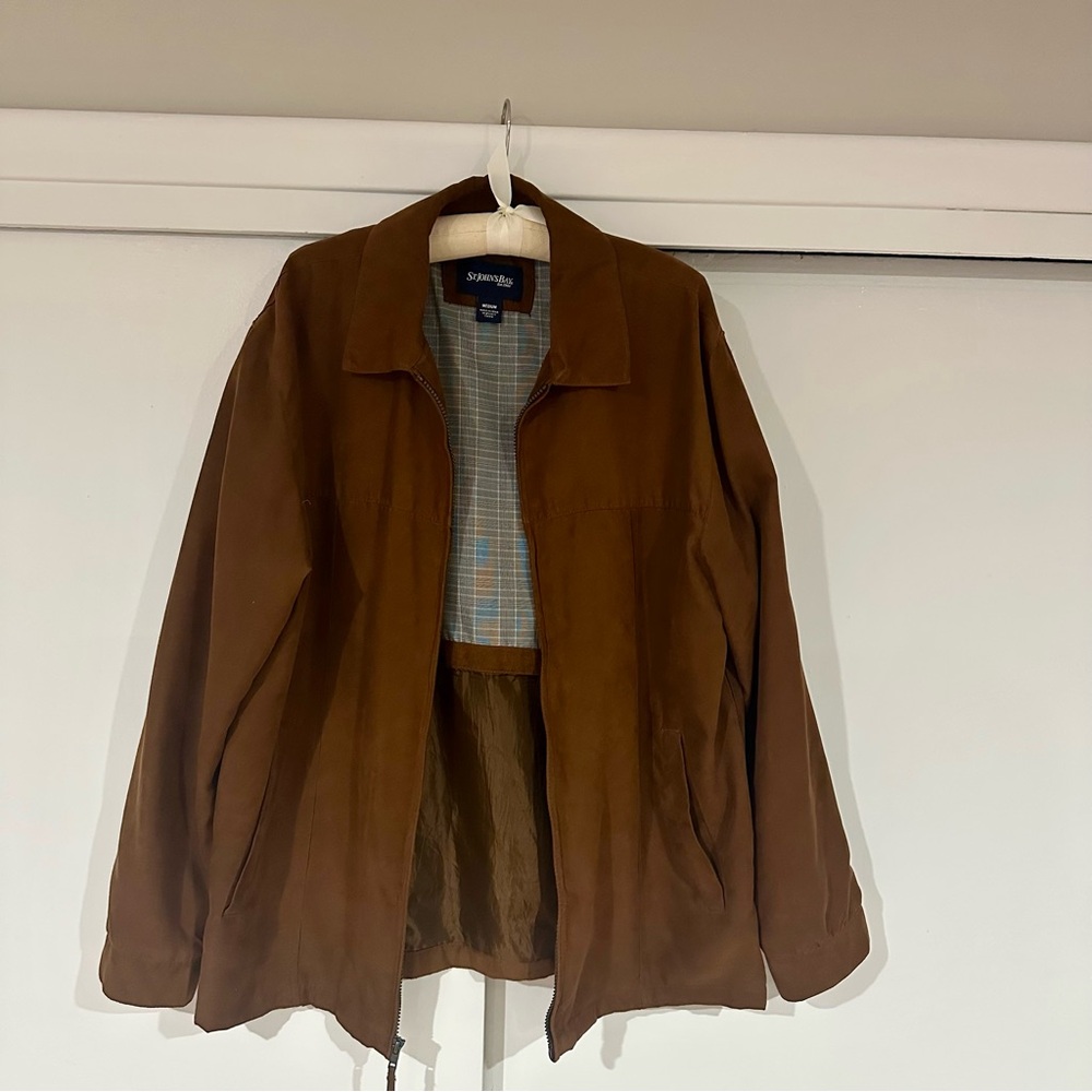 St. John's Bay Men’s Brown Lightweight Faux Suede Jacket in Size M